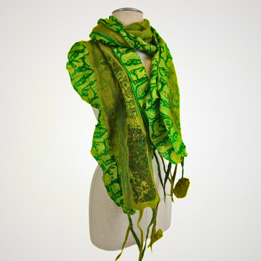 Saree Lace Green Felted Scarf