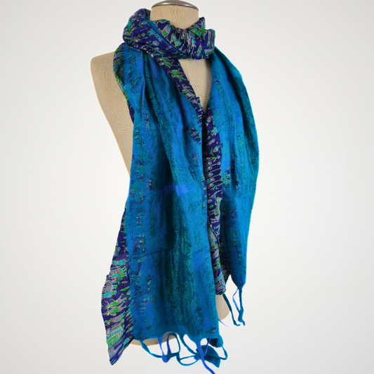 Saree Lace Blue Felted Scarf