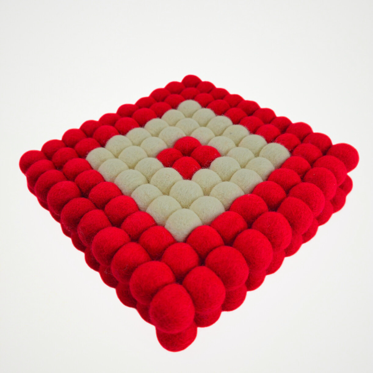 Red and White Pom Pom Felt Ball Trivet-Set Of 2Pcs.