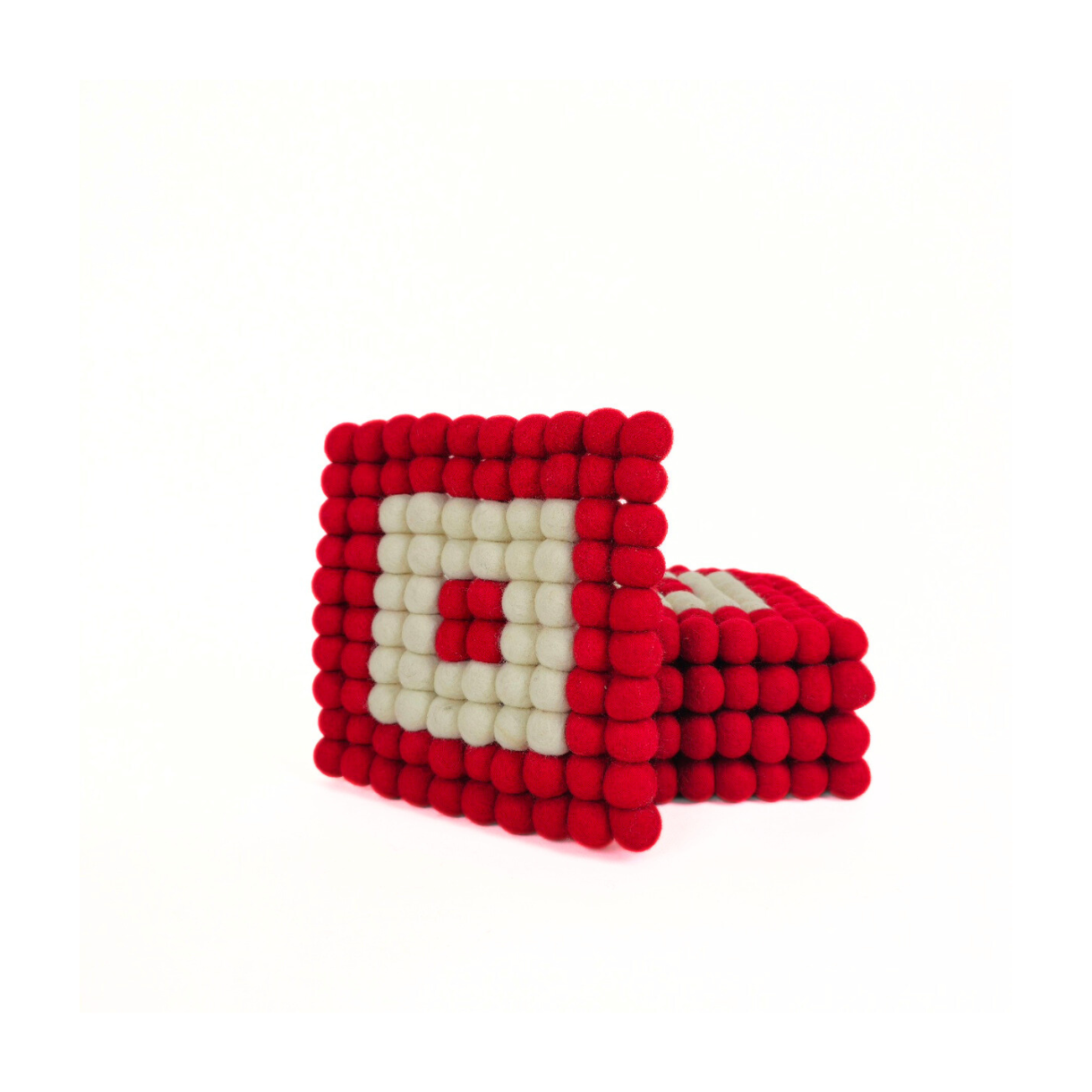 Red and White Pom Pom Felt Ball Trivet-Set Of 2Pcs.