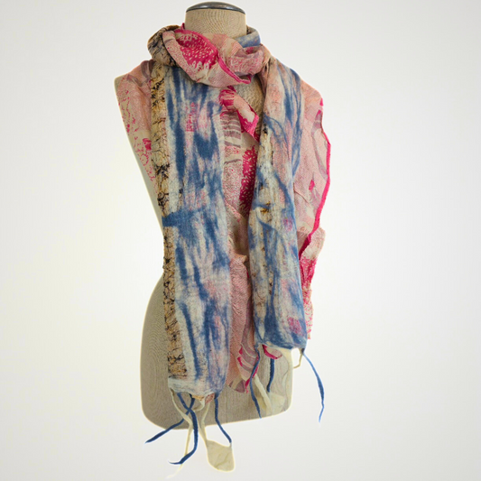 Saree Lace Gray Felted Scarf