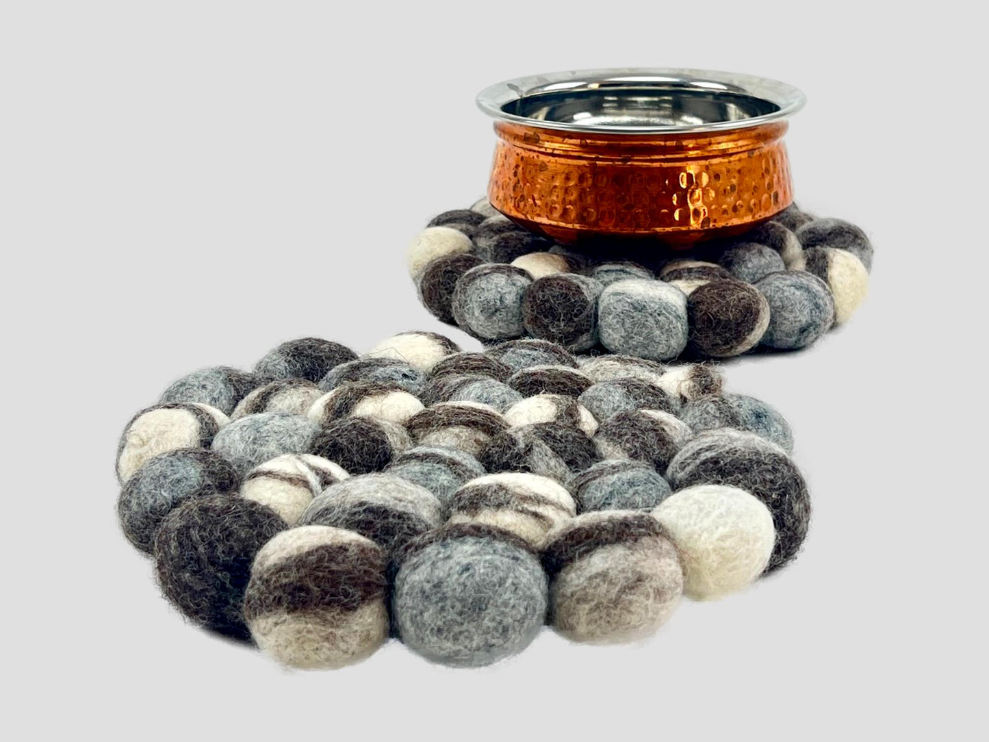 Stone Pom Pom Big Ball Trivet-Set Of 2Pcs.