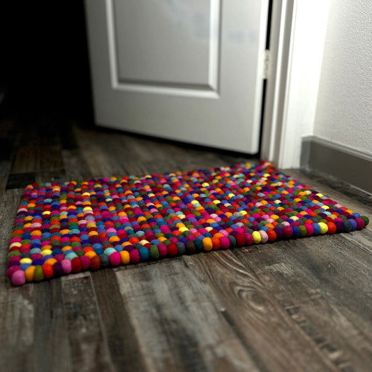 Felted Pom Pom Ball Bath Mat