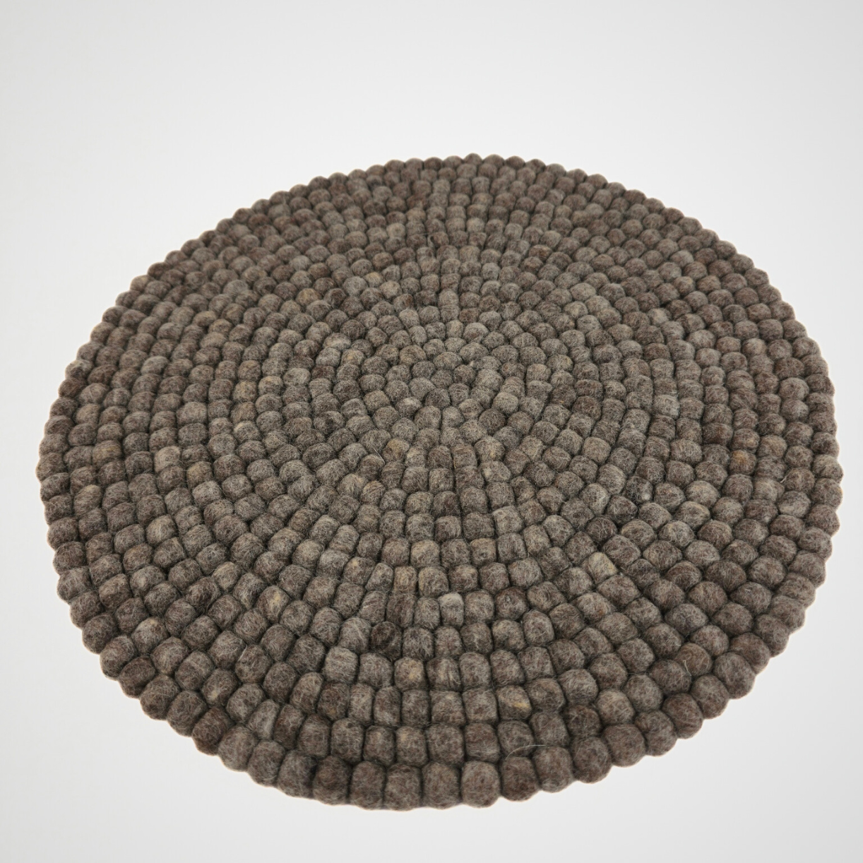 15.5-Inch Pom Pom Small Ball Round Placemat-Set Of 2Pcs.