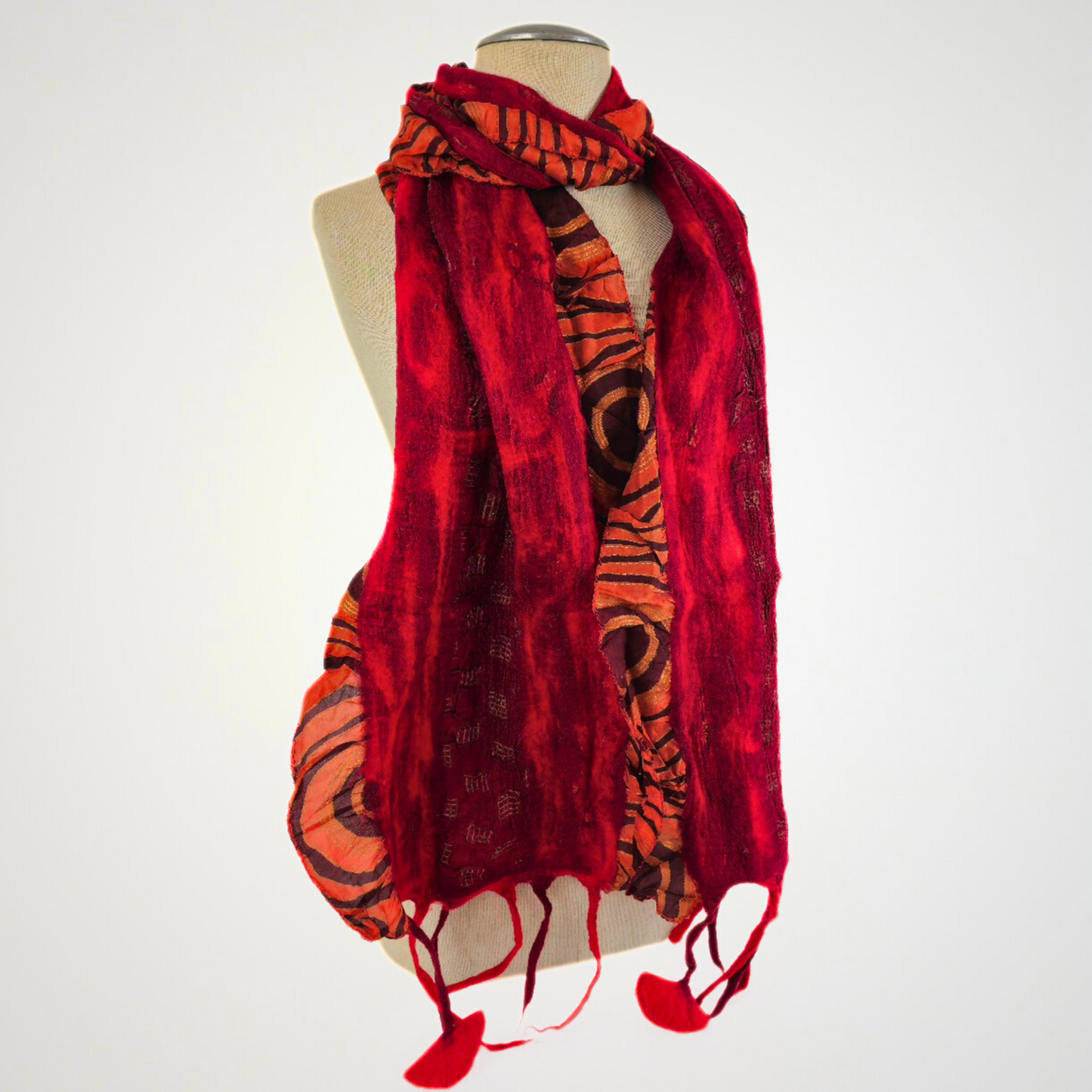 Saree Lace Red Felted Scarf