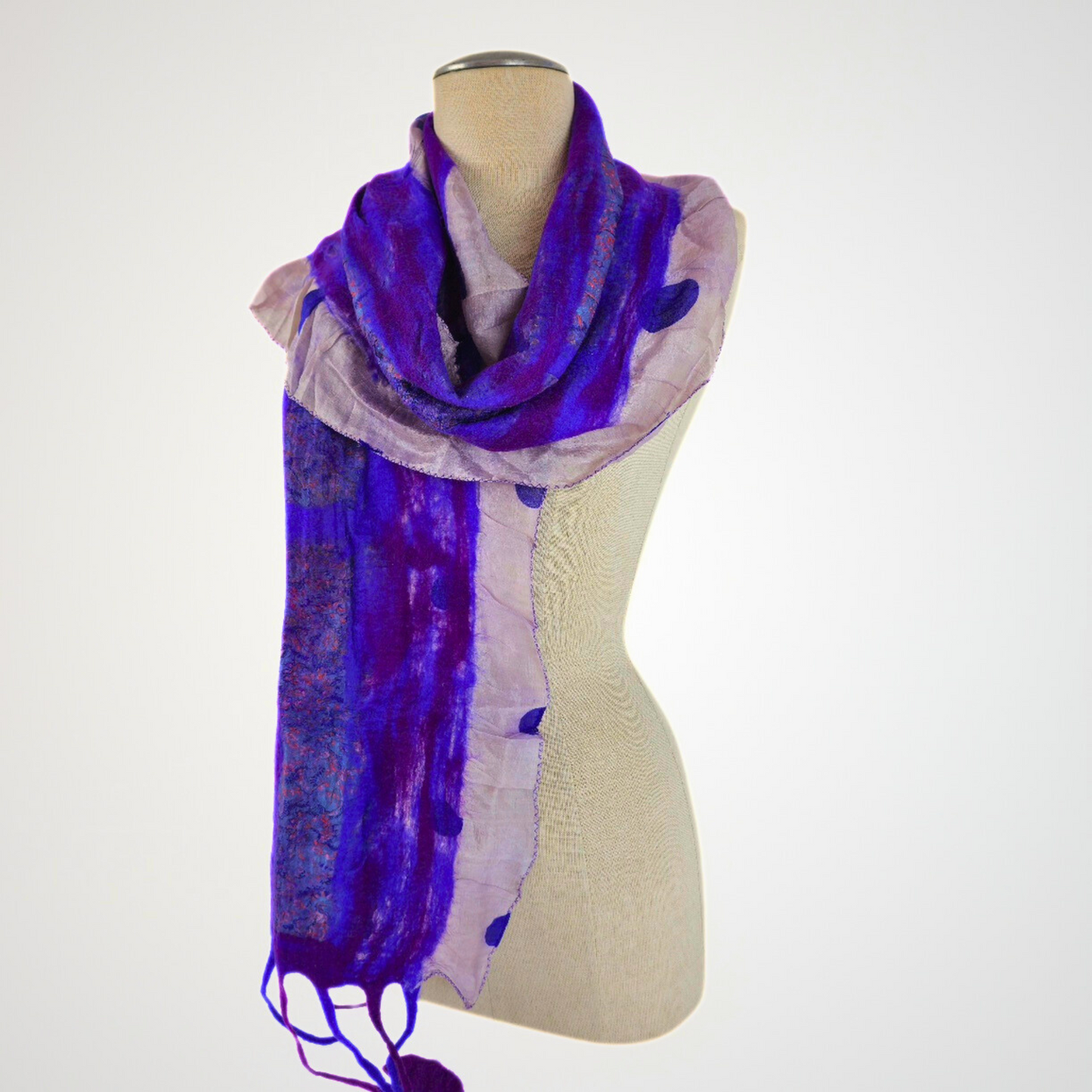 Saree Lace Purple Felted Scarf