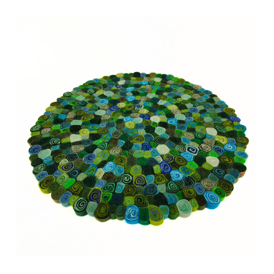 Multi-Green Candy Cut Felt Round Mat for Home Décor