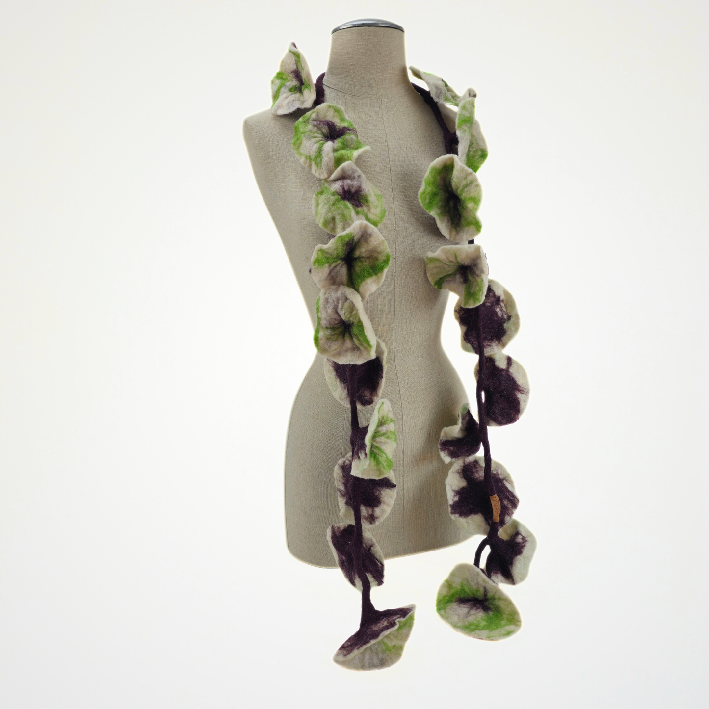 20 Flowers White-Brown Scarf, Flowers Garland or Wall Hanging