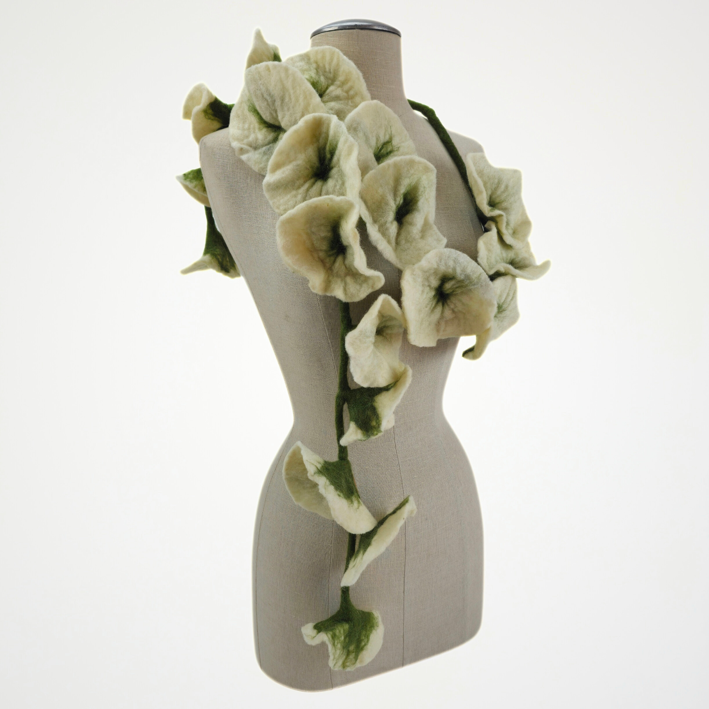 20 Flowers White-FG Scarf, Flowers Garland or Wall Hanging