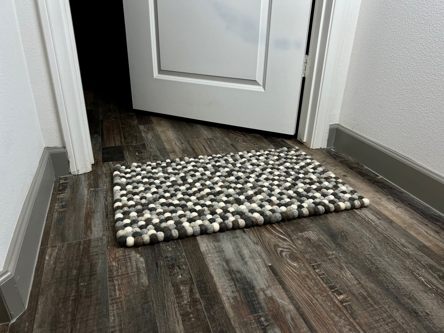 Décor Durable Felt Ball Door Mat